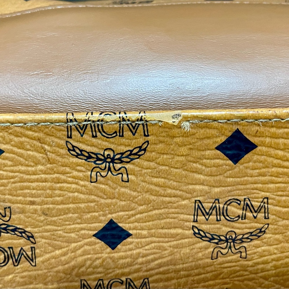 👜 MCM Visetos Cognac  Medium Boston Bag, with Lady Lion - 2-way bag - Picture 13 of 15